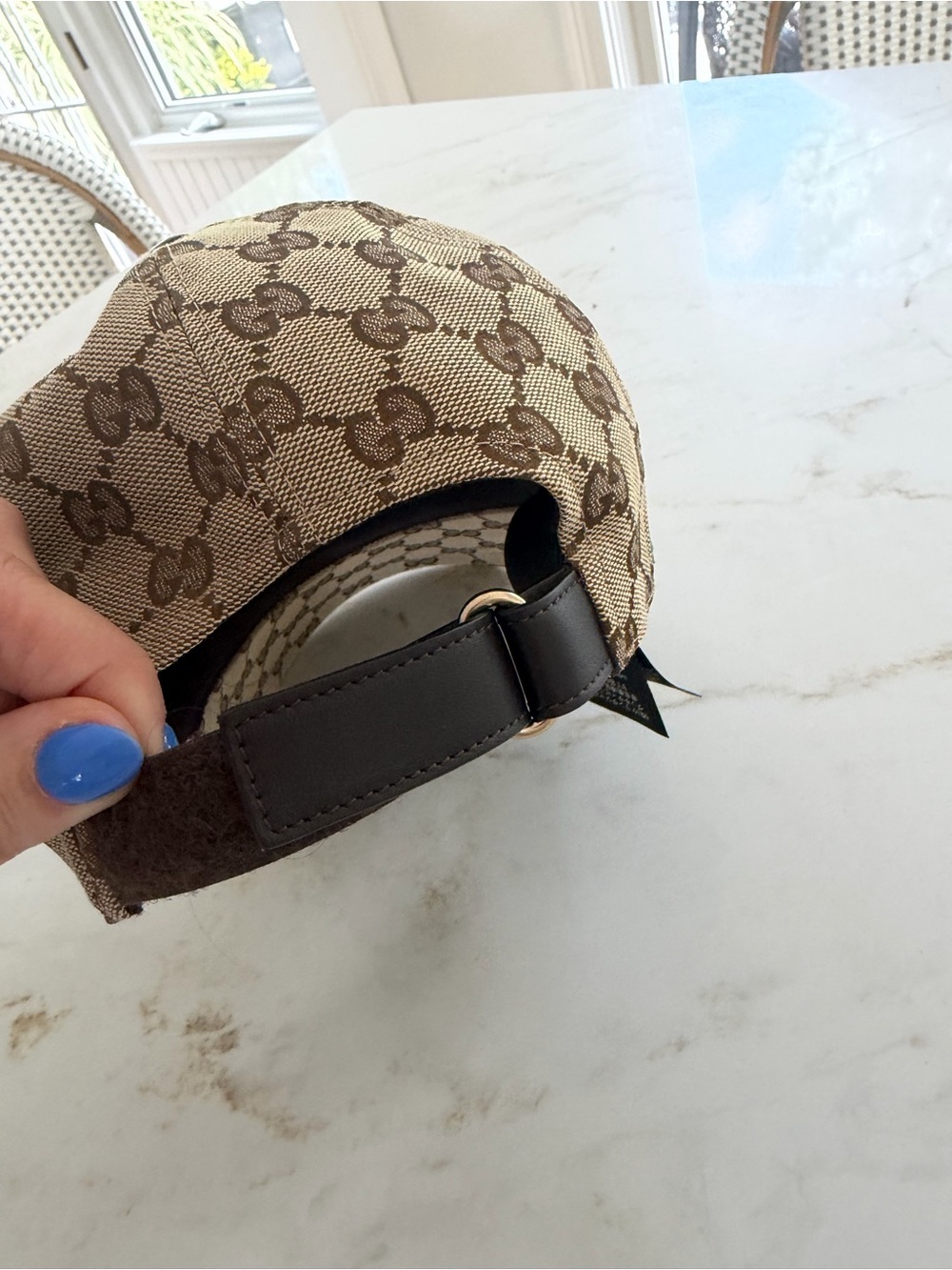 Gucci Brown Monogram Baseball Cap with Green-Red Stripe - Picture 5 of 8